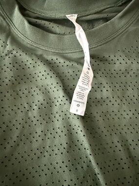 lululemon athletica Perforated Long Sleeve Top in Olive Green